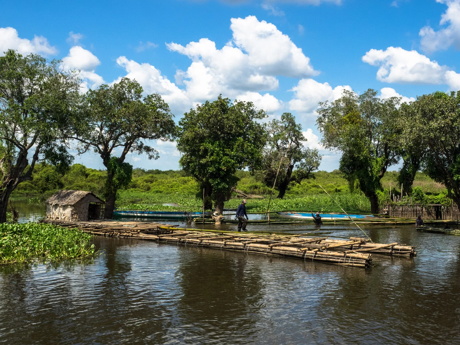 siem_reap_battambang_boat_cambodia-14.jpg